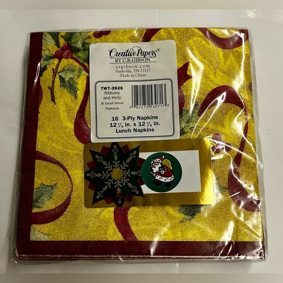 New 16 Creative Papers Napkins 3 Ply “Ribbons and Holly” 12 7/8” x 12 7/8” - Picture 5 of 10